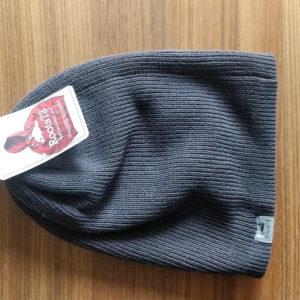 Roots winter toque